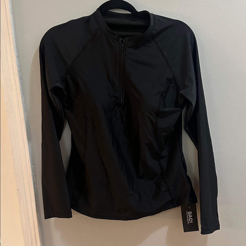 Daci Black Long Sleeve Swim Top
